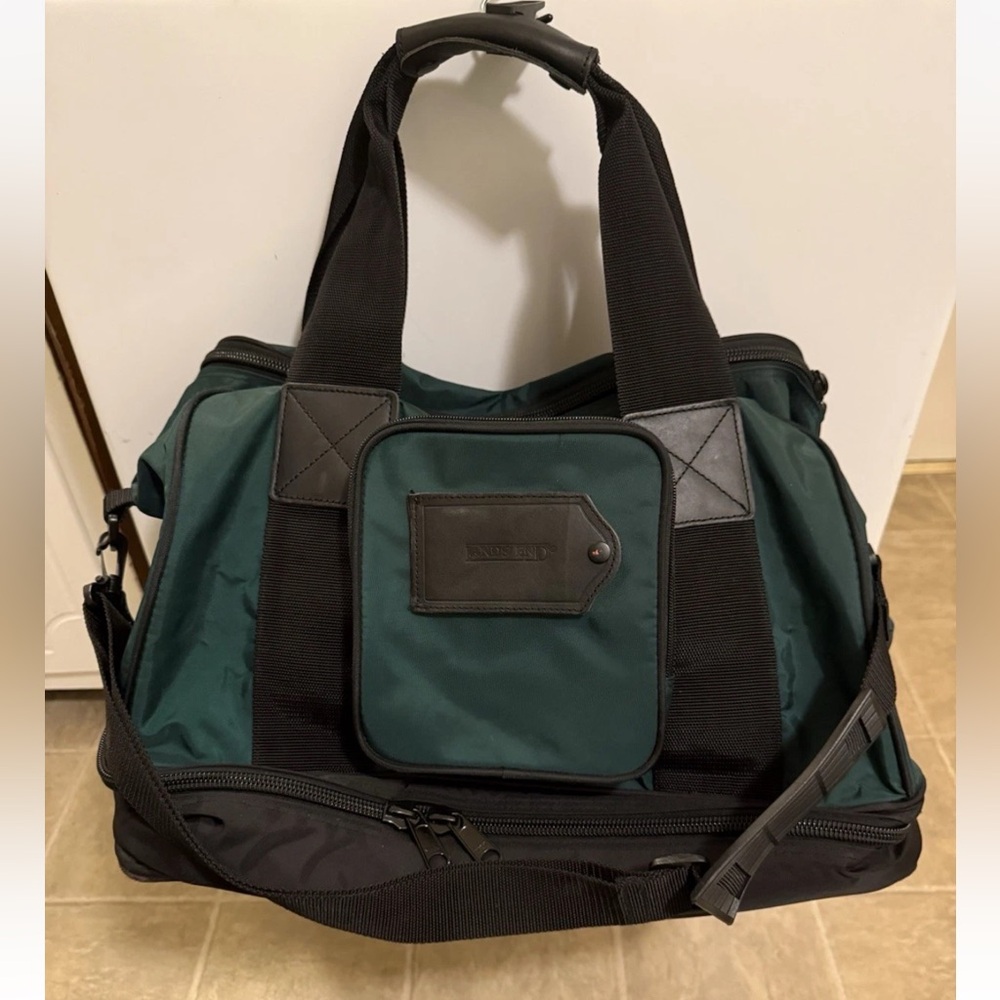 Lands' End Teal Green Nylon Men's Duffel with Black Accents